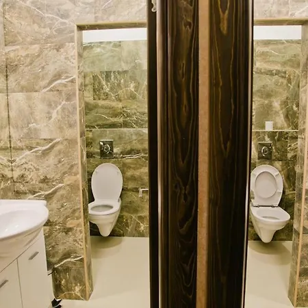 Oasis Hotell