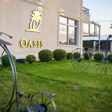 Oasis Hotell