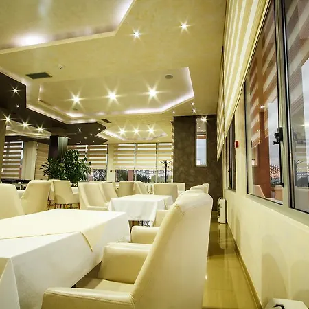 Oasis 4* Podgorica