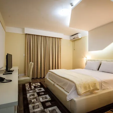 Hotell Oasis 4*