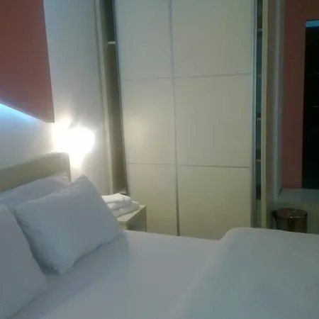 Hotel Oasis